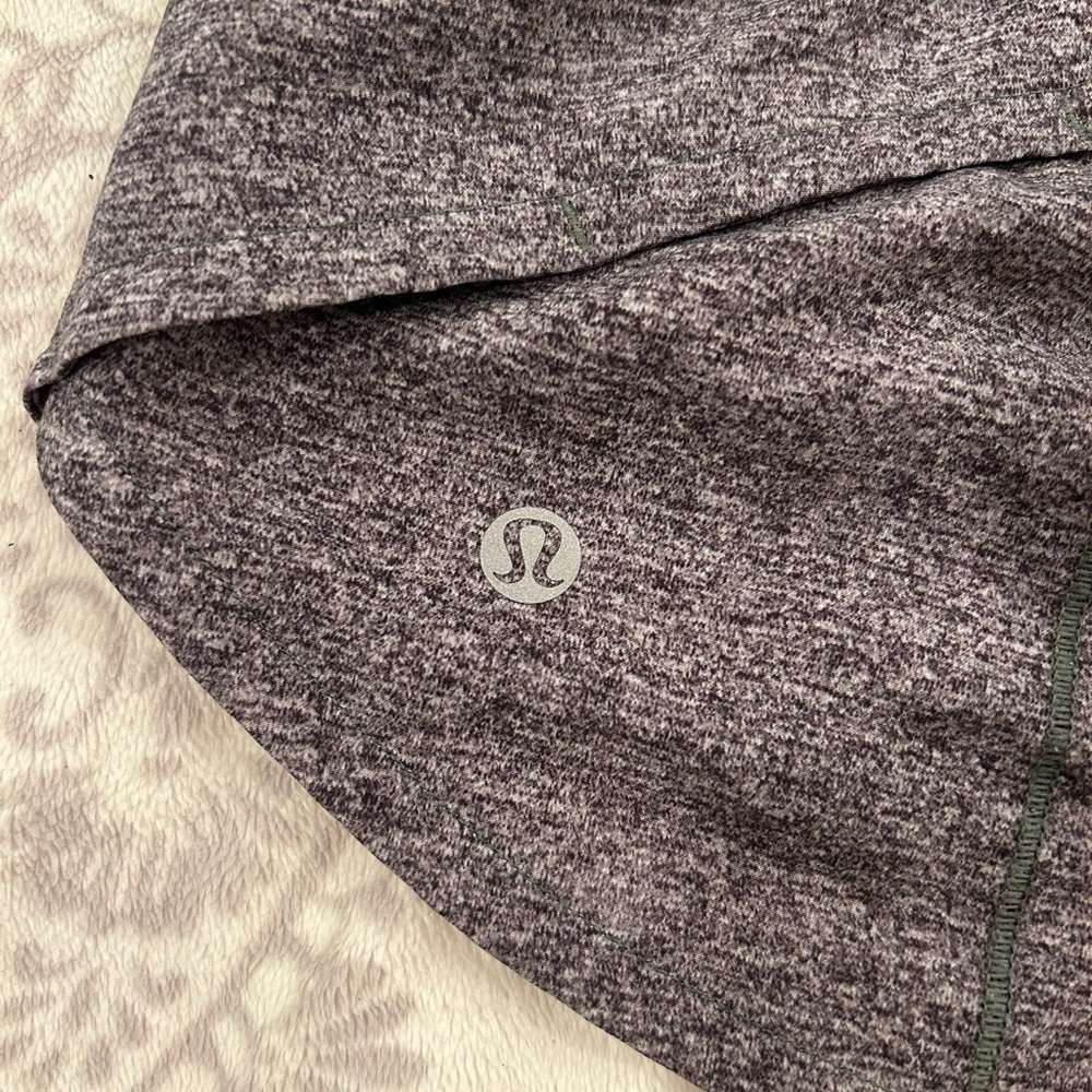 Lululemon Speed Up Low-Rise Shorts - Picture 4 of 6